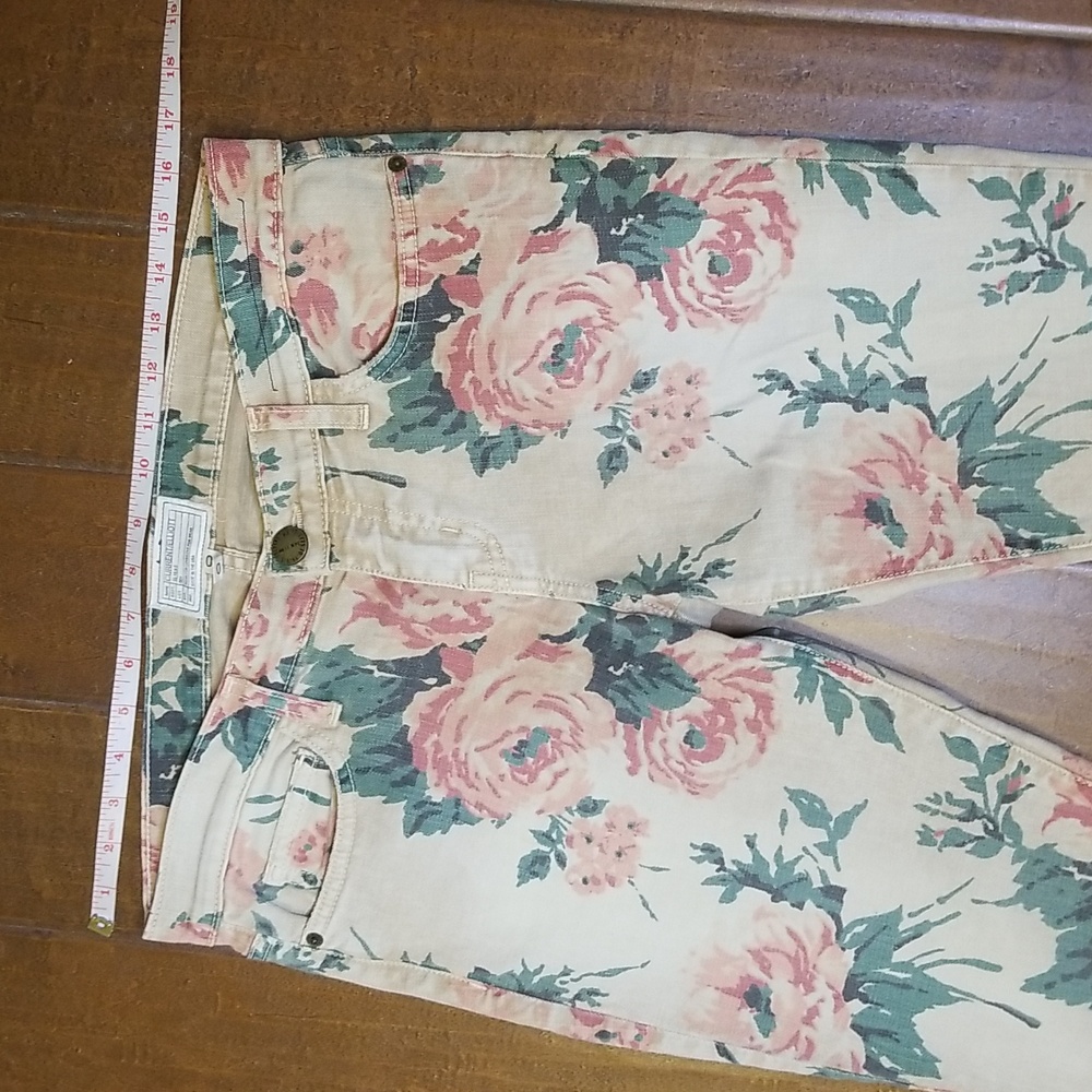 Current Elliott The Stiletto Haystack Floral Cropped Ankle Jeans - Picture 6 of 11